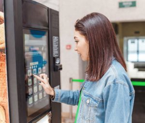 porque-uma-vending-machine-de-cafe-e-tao-lucrativa